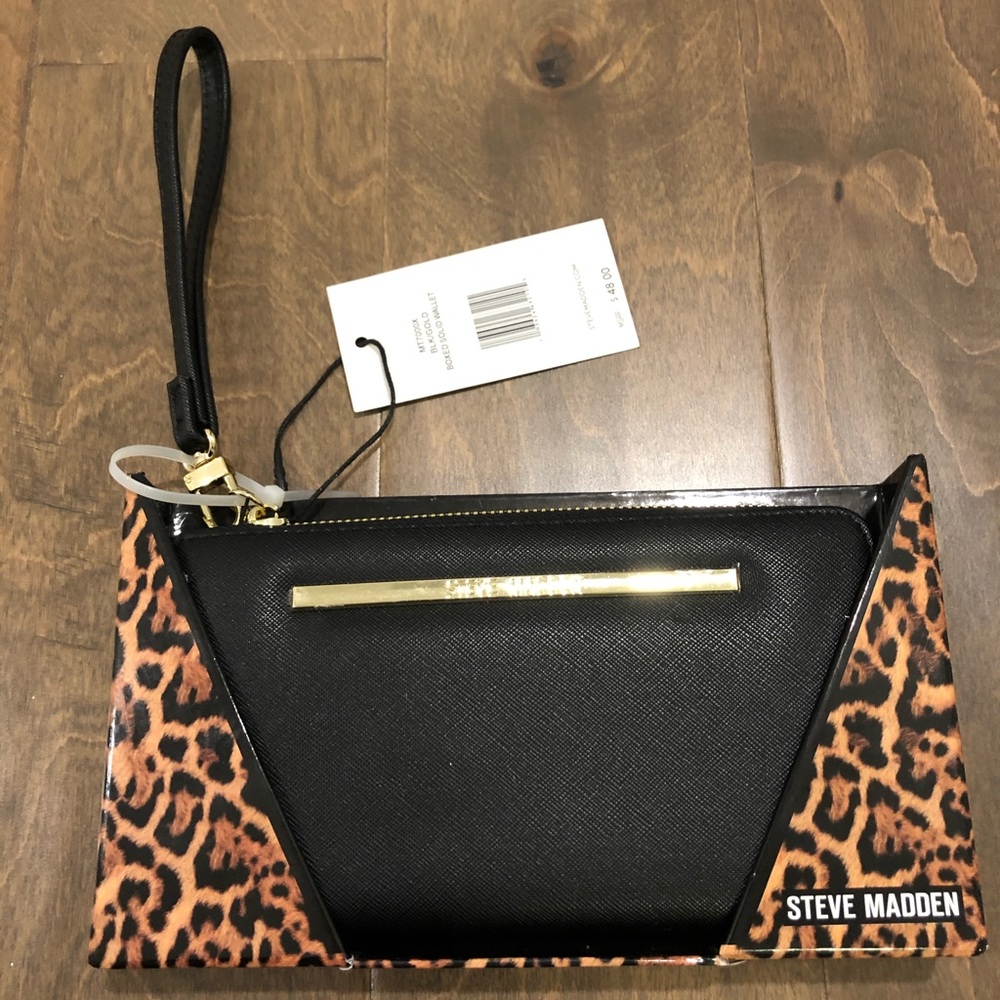 Steve Madden Black with Gold Wallet New in Box